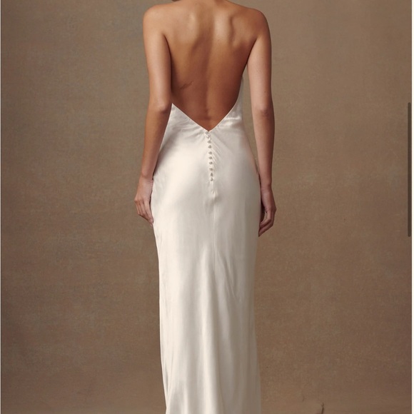 Meshki Ivory Satin Backless Halter Dress - Picture 4 of 9